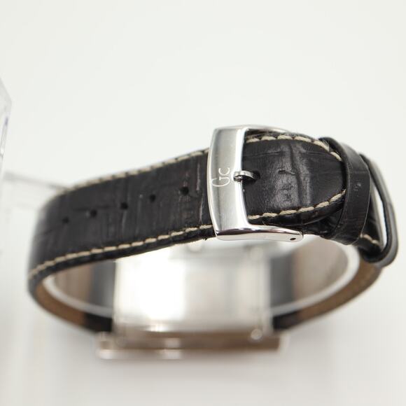 Guess GC Collection Swiss Made Small Seconds 29mm Tank Watch w New Battery - Picture 13 of 16